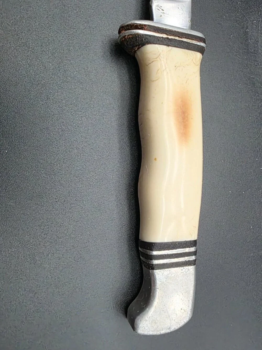 Rare three band Buck 118 Fixed Blade Knife Vintage 1961 melamine white